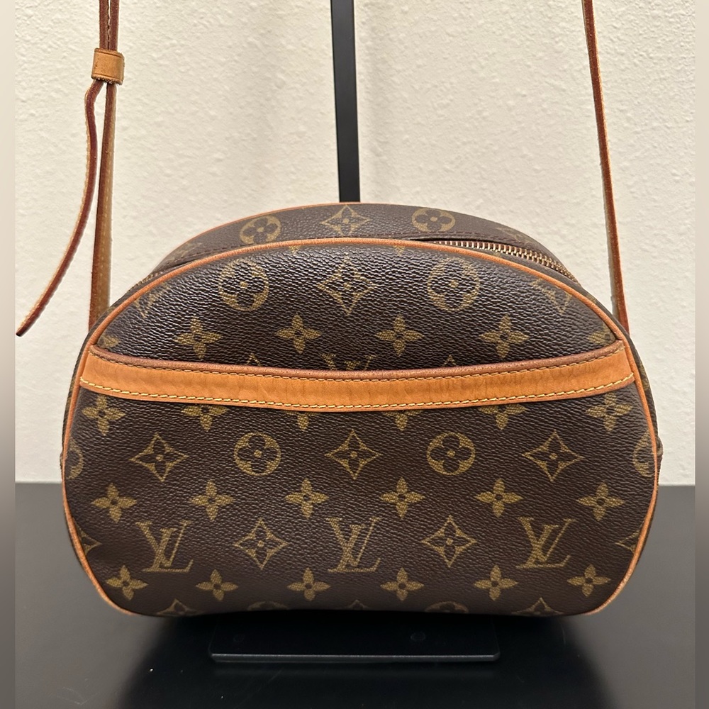 Louis Vuitton Monogram Blois